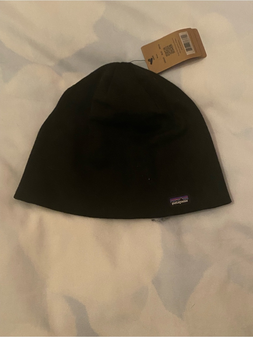 ✨Bundle - Buy 6 for $80

⚫️Patagonia 100% Polyester Black Knit Beanie!